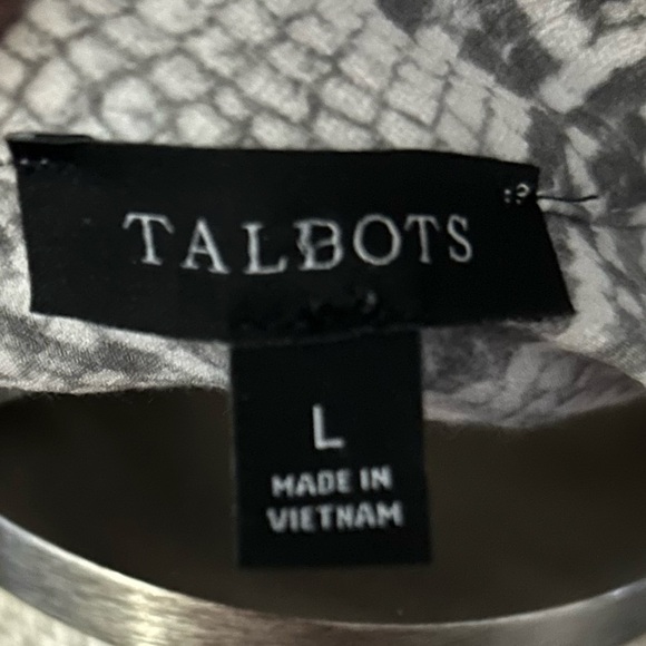 Talbots Snakeskin Pattern Pleated Blouse Size Large - Picture 4 of 5